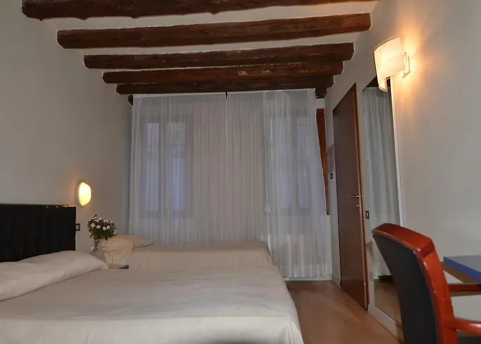 Pensión Piccolo Tiepolo 3*