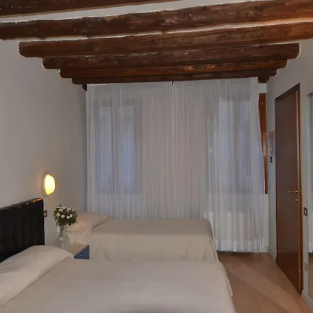 Piccolo Tiepolo Gæstehus