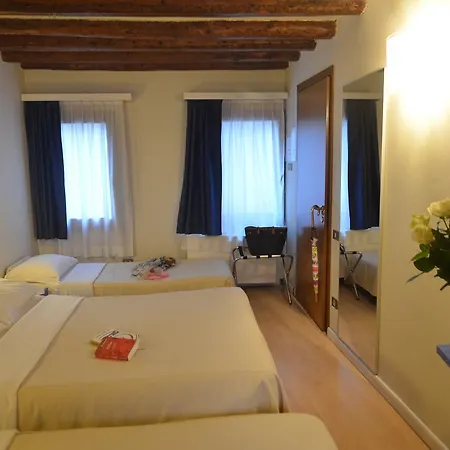 Gasthof Piccolo Tiepolo Venedig
